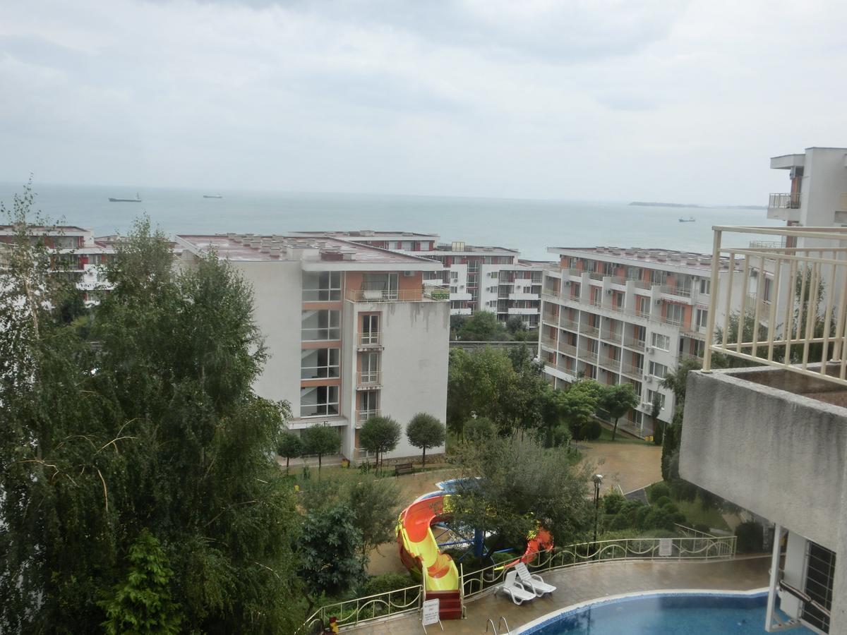Sea View Crown Apartment On Complex With Pools And Beach, Sveti Vlas Buitenkant foto