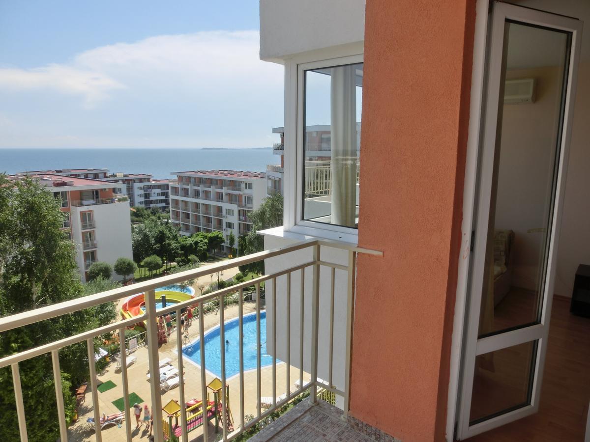 Sea View Crown Apartment On Complex With Pools And Beach, Sveti Vlas Buitenkant foto